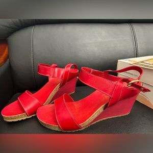Work Once Red Pikolinos Size 40 or 10 with box!